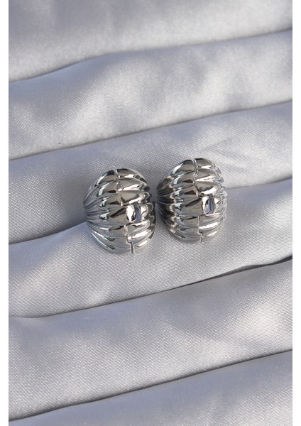 Pirinç Gümüş Renk Tırtıklı Minimal Bombeli Tasarım Küpe TG27BKP9081