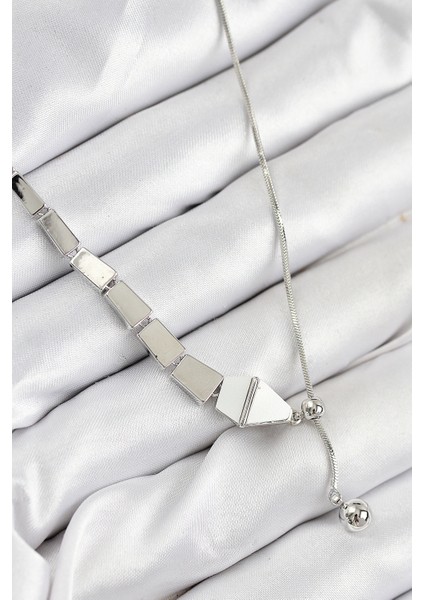 Pirinç Yılan Model Gümüş Renk Asansörlü Kadın Kolye TG27BKO10553