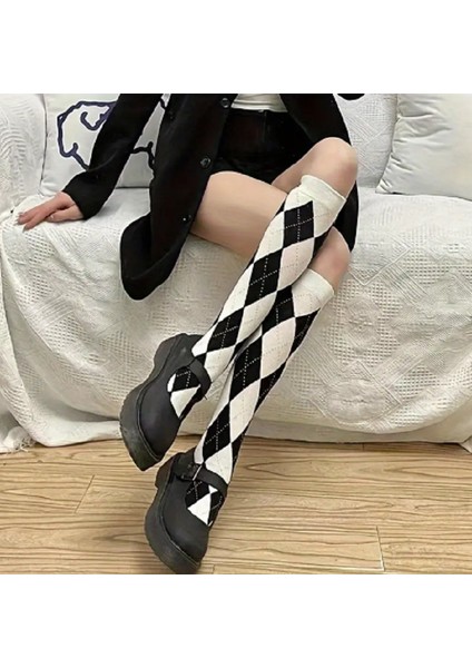 Baklava Desenli Diz Altı Çorap fırsatları