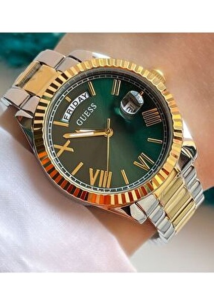 GUGW0308L5 Kadın Kol Saati 36 mm Altın Renkli Çelik Kasa 3 ATM Şık Tasarım