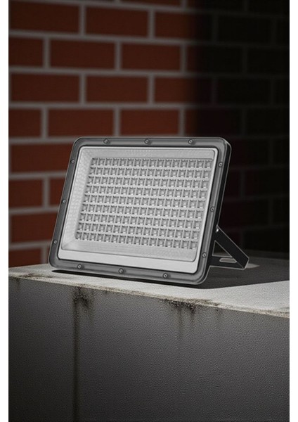 150W Platinium LED Projektör 6400K modelleri