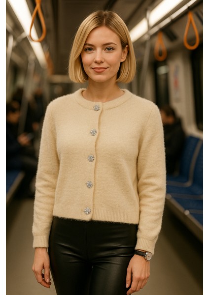 Kadın Taş Yumuşak Dokulu Hırka Taşlı Düğme Detaylı 5559 fırsatları