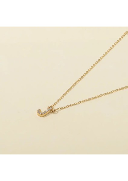 0,02 Karat Pırlanta J Harfi Kolye