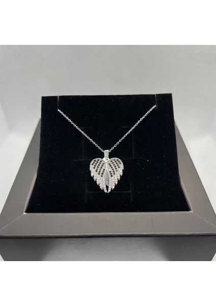 925 Ayar Gümüş Zirkon Taşlı Kalp Şeklinde Açılır Kapanır Kanat Kolye fiyatları