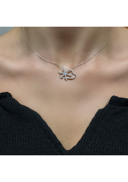 925 Ayar Gümüş Kar Tanesi Kalp Kolye