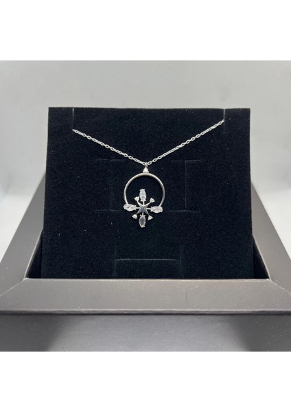 925 Ayar Gümüş Mehtaplı Çiçek Kolye fiyatları