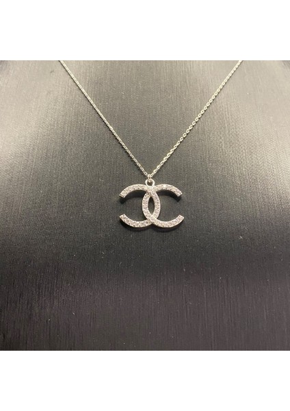 925 Ayar Beyaz Zirkon Taşlarla Kaplı Modern Kolye