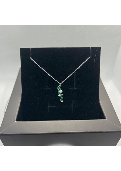 925 Ayar Gümüş Zümrüt Işık Yolu Kolye fiyatları