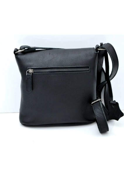 Dari Siyah Askılı Omuz Çantası indirimleri