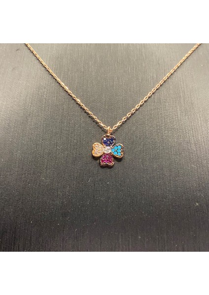 925 Ayar Gümüş Rose Altın Kaplama Renkli Taşlarla Kaplı Çiçek Motifli Kolye