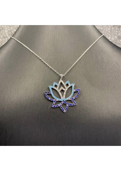 925 Ayar Gümüş Mavi Zirkon Taşlı Lotus Zarafeti Kolye