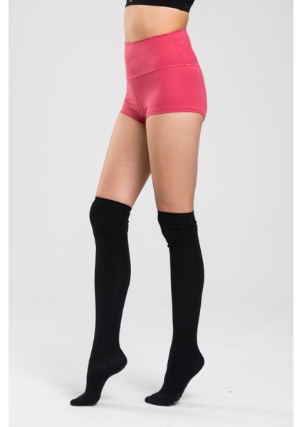 Yoga Şort Mercan Wei modelleri