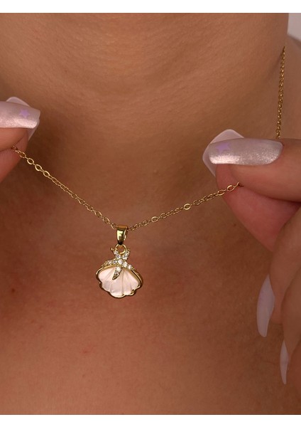 Kadın Krem Deniz Yıldızı Çelik Gold Kolye Zarif Ince Zincir Minimal Hediyelik Günlük