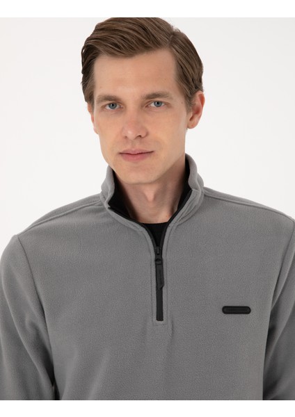 Erkek Gri Regular Fit Yarım Fermuarlı Polar Sweatshirt 50314056-VR024 fiyatları