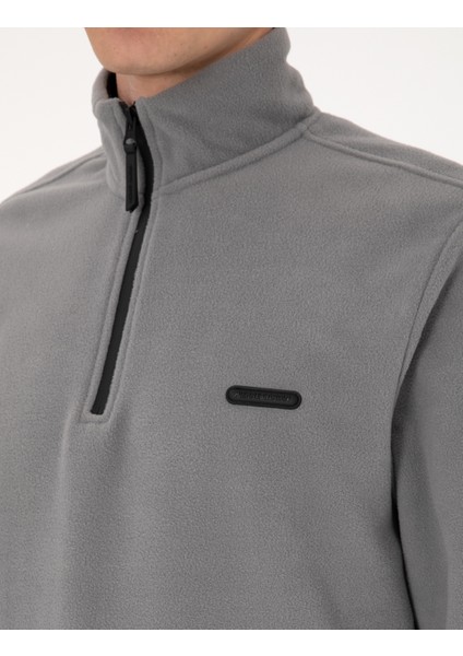 Erkek Gri Regular Fit Yarım Fermuarlı Polar Sweatshirt 50314056-VR024
