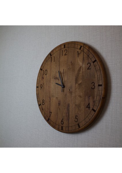 Sessiz Mekanizmalı Ahşap Duvar Saati - Lazer Işlemeli Sayılar - 16.5 Inch Gürgen Ağacı