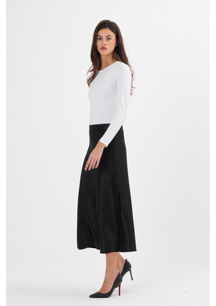Kadın Siyah Kloş Kesim Saten Maxi Boy Dokuma Etek 2196-90