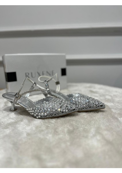 Parla Kristal Taşlı Gold Gümüş 4 cm Inve Topuklu Topuk Dekolteli Sivri Burun Abiye Ayakkabı indirimleri