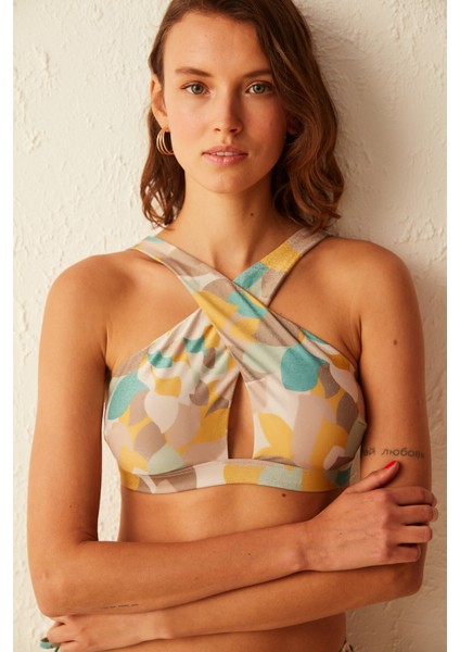 Çok Renkli Merry Desenli Halter Bikini Üstü modelleri