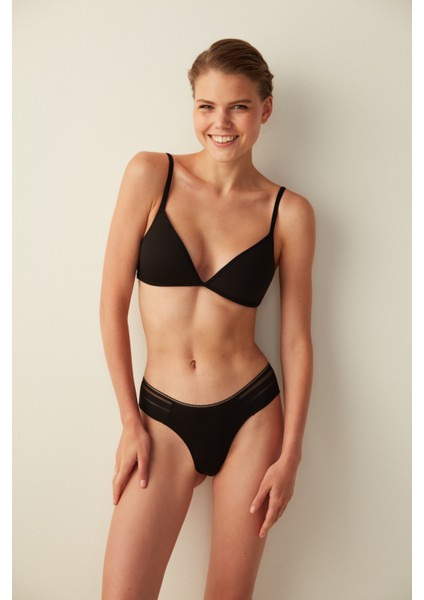 #hiççamaşırı Siyah Balensiz Flex Esnek Sütyen