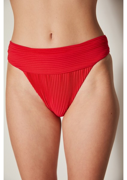 Kırmızı Amelia Bralet Bikini Takımı-Özgür Masur Koleksiyonu