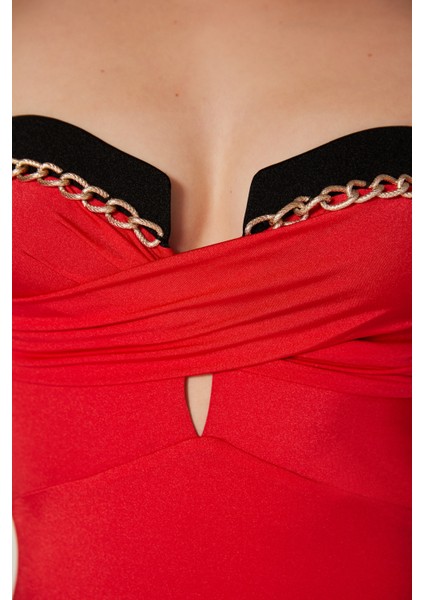 Kırmızı Siyah Metal Aksesuar Detaylı Kuvars Mayo