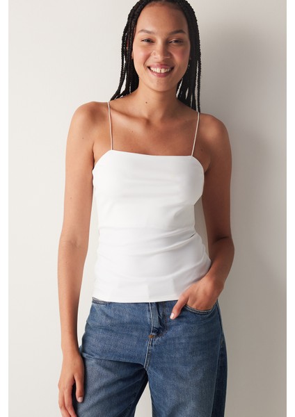 İnce Askılı Beyaz New Cami Atlet