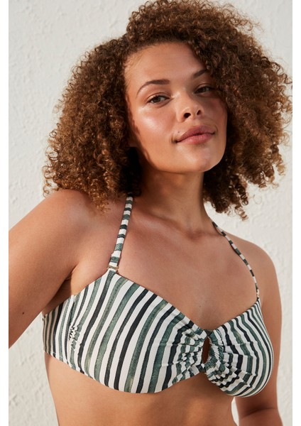 Mali Çizgi Desenli Straplez Bikini Üstü