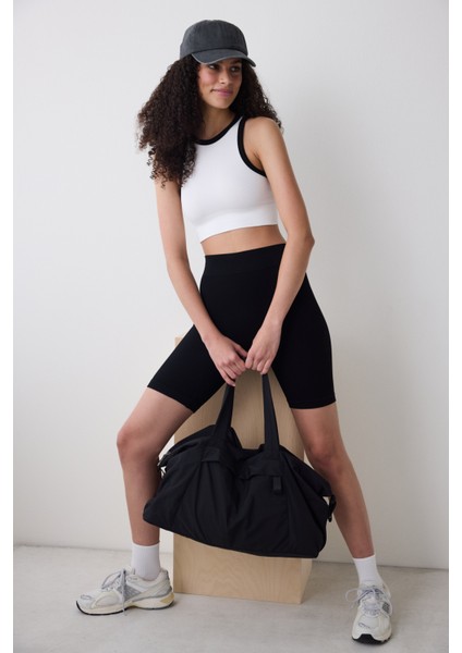 Kırık Beyaz Dikişsiz Seamless Üst