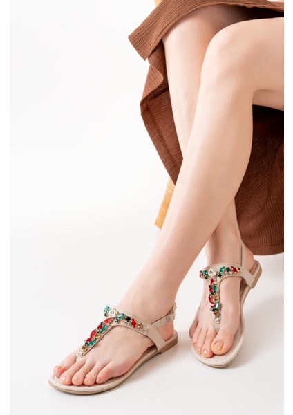 152-1110 Bej Multi Taşlı Parmak Arası Kadın Sandalet modelleri