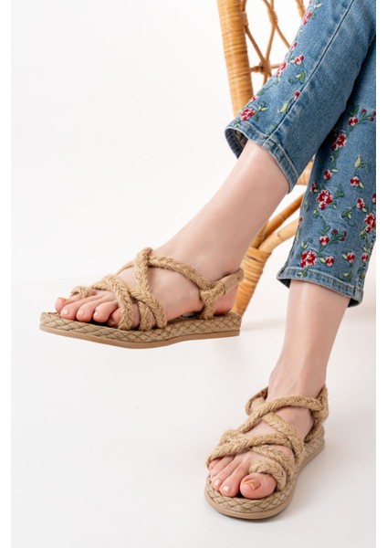 402 Bej Hasır Kadın Sandalet