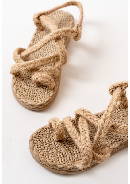 402 Bej Hasır Kadın Sandalet fırsatları