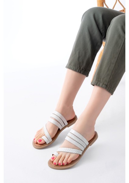 169-160 Beyaz Örgülü Ortopedik Taban Parmak Arası Hakiki Deri Kadın Terlik fiyatları