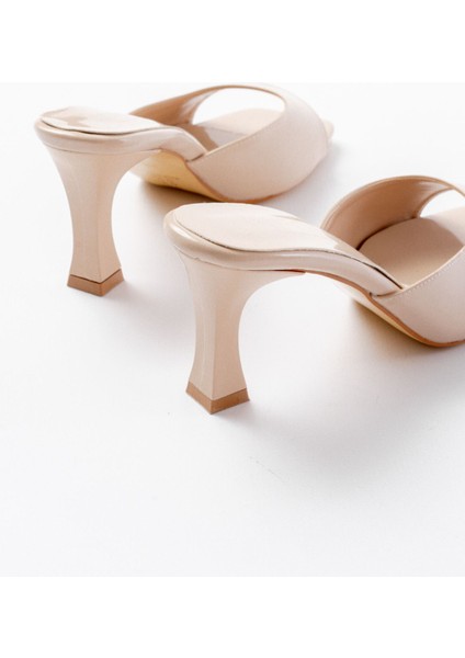 S-617 Bej Rugan Günlük Topuklu Kadın Terlik indirimleri