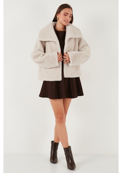 Oversize Fit Geniş Yaka Astarlı Kürk Bayan Kürk 497AFRA fiyatları