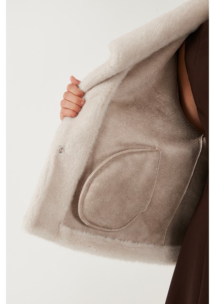 Oversize Fit Geniş Yaka Astarlı Kürk Bayan Kürk 497AFRA