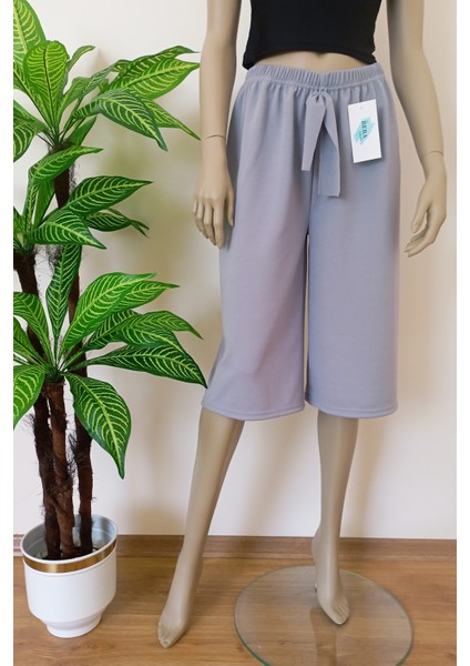 Kadın Gri Krep Kumaş Dökümlü Geniş Paça Likralı Bermuda Alt fırsatları