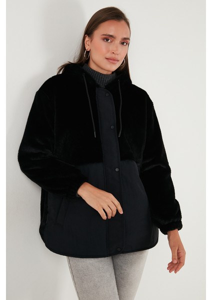 Comfort Fit Kapüşonlu Yumuşak Dokulu Mont Bayan Mont 497HOLLY