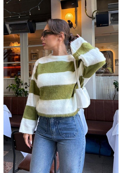 Yağ Yeşili Bisiklet Yaka Çizgili Triko Kadın Kazak MG2472 fiyatları