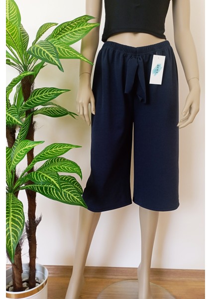 Kadın Lacivert Krep Kumaş Dökümlü Geniş Paça Likralı Bermuda Alt indirimleri