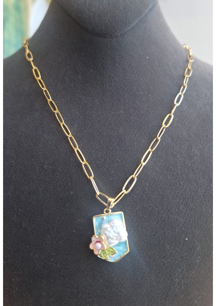Mineli Inci Detaylı Gold Zincir Kolye – Mavi Zeminli Çiçek Kompozisyon indirimleri