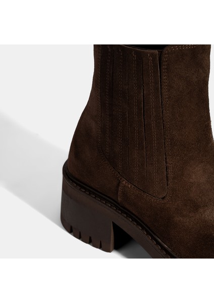 Kadın Kahve Lastikli Topuklu Süet Chelsea Bot