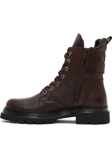 Kadın Kahverengi Bağcıklı Fermuarlı Deri Postal Bot 25WFD4205FT fiyatları