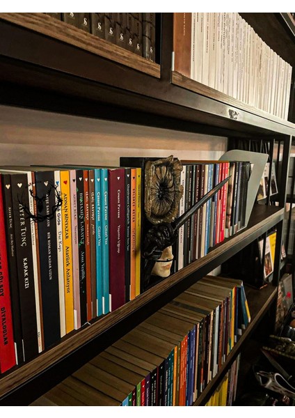 Hayatvesanat Dune / Kitaplık Figürü / Kitap Tutucu fırsatları