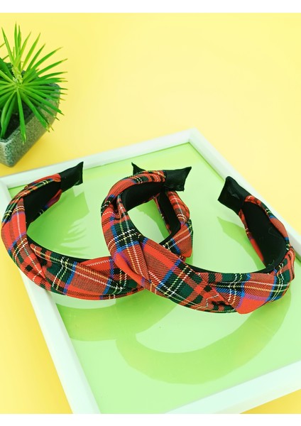 Iskoç Ekose Kumaş Desenli Burma Detaylı Taç fiyatları