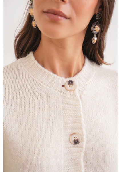 6951 Kadın Bisiklet Yaka Düğmeli Triko Kısa Hırka Naturel indirimleri