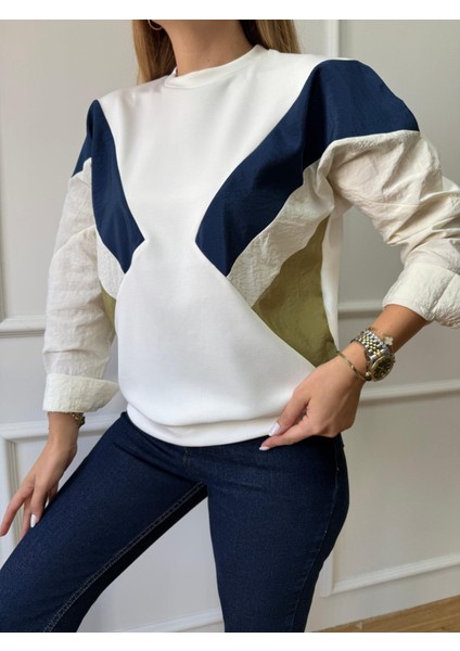 Ekru Paraşüt Detay Sweatshirt