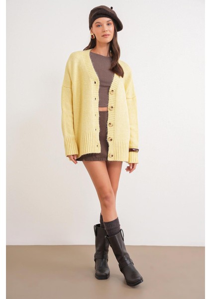 6927 Kadın Yumuşak Dokulu Salaş Basic Triko Hırka Sarı fiyatları