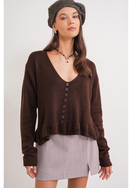 6954 Kadın Fırfır Detaylı V Yaka Triko Kazak Kahve