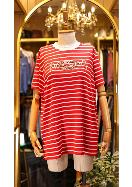 Kırmızı Renk Çizgili T-Shirt